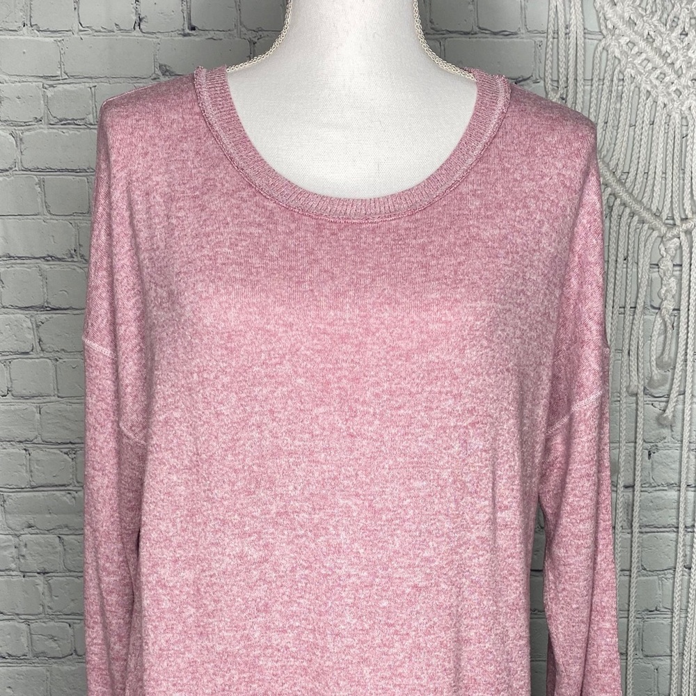 Harlowe & Graham pink soft sweater
